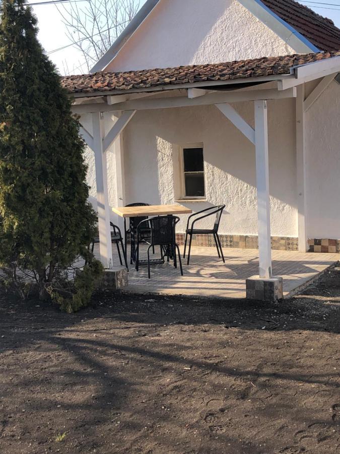 Mormota Vendeghaz Apartment
